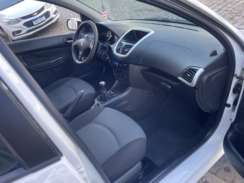 207 1.4 XR 8V FLEX 4P MANUAL - 2013 - CAXIAS DO SUL