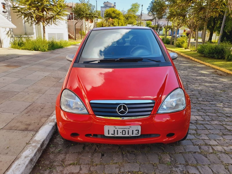A 160 1.6 GASOLINA CLASSIC MANUAL 4P - 2000 - FARROUPILHA