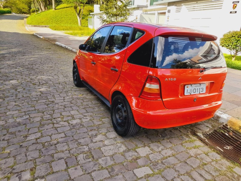 A 160 1.6 GASOLINA CLASSIC MANUAL 4P - 2000 - FARROUPILHA