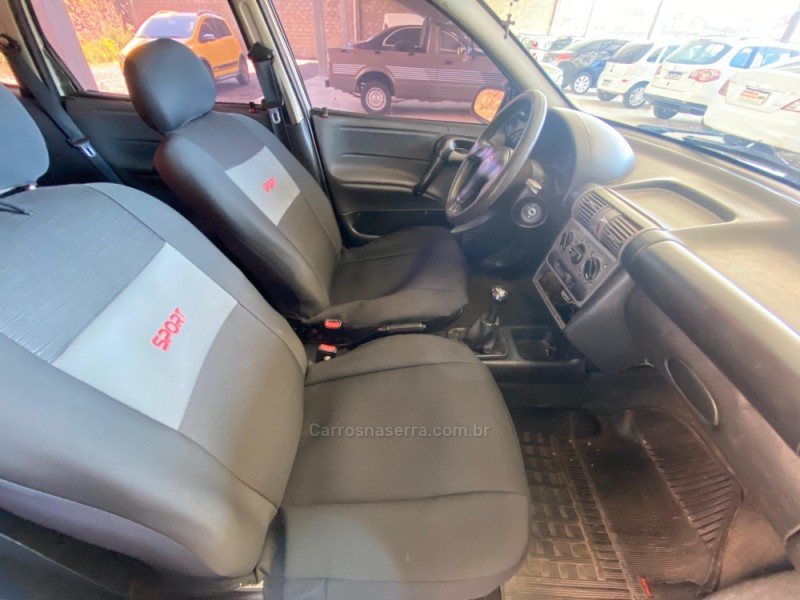 CORSA 1.0 MPFI CLASSIC SEDAN 8V GASOLINA 4P MANUAL - 2004 - CAXIAS DO SUL