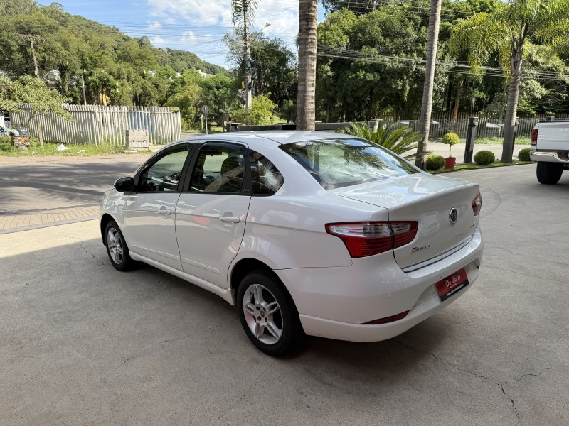 SIENA 1.4 MPI ELX ATTRACTIVE 8V FLEX 4P MANUAL - 2016 - CAXIAS DO SUL