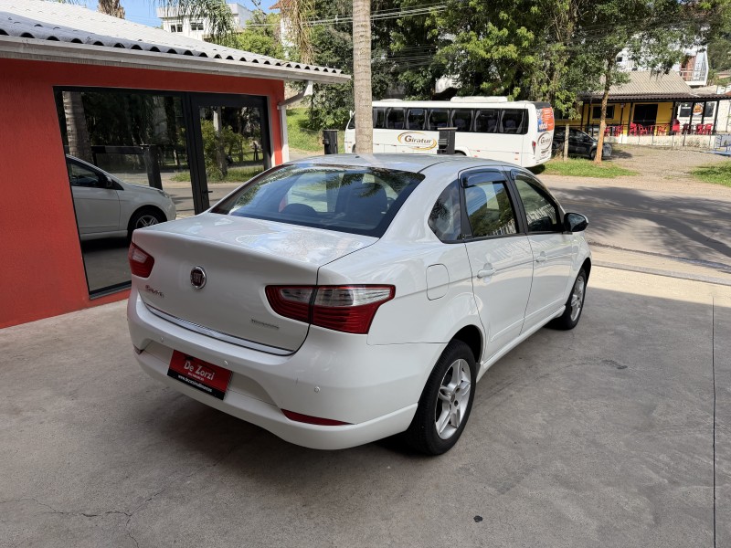 SIENA 1.4 MPI ELX ATTRACTIVE 8V FLEX 4P MANUAL - 2016 - CAXIAS DO SUL