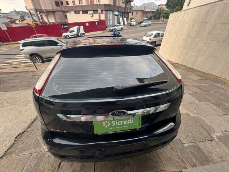 FOCUS 2.0 GHIA 16V FLEX 4P MANUAL - 2009 - GARIBALDI