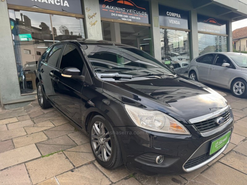 FOCUS 2.0 GHIA 16V FLEX 4P MANUAL - 2009 - GARIBALDI