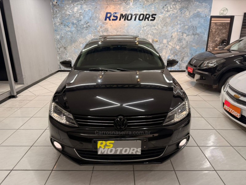 JETTA 2.0 TSI HIGHLINE 211CV GASOLINA 4P TIPTRONIC - 2014 - CAXIAS DO SUL