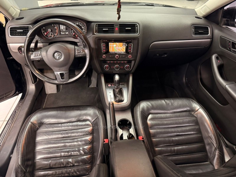 JETTA 2.0 TSI HIGHLINE 211CV GASOLINA 4P TIPTRONIC - 2014 - CAXIAS DO SUL