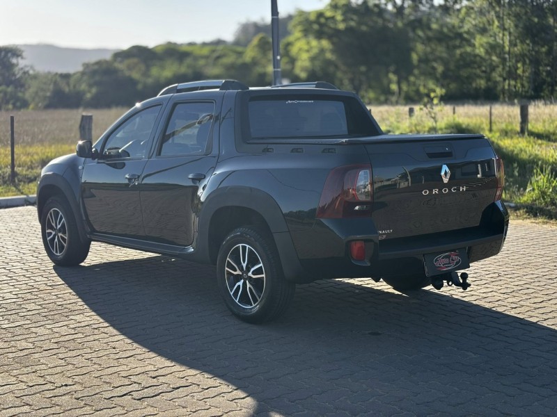 OROCH 1.6 16V EXPRESS FLEX 4P MANUAL - 2020 - CANDELáRIA