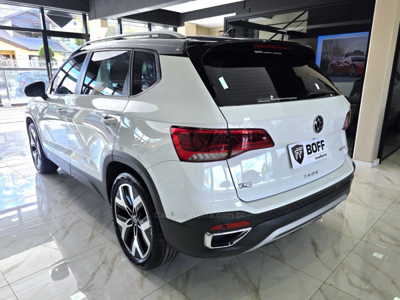 TAOS 1.4 16V HIGHLINE TSI FLEX 4P AUTOMÁTICO - 2024 - CAXIAS DO SUL