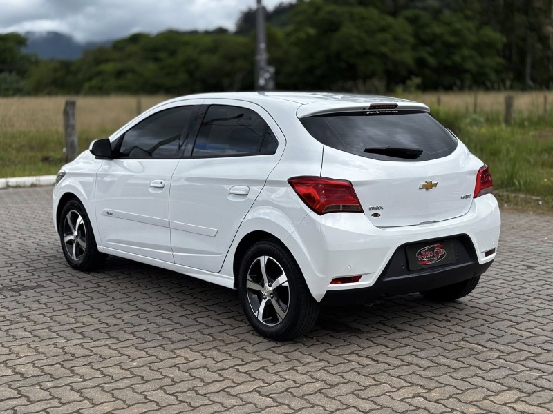 ONIX 1.4 MPFI LTZ 8V FLEX 4P MANUAL - 2019 - CANDELáRIA