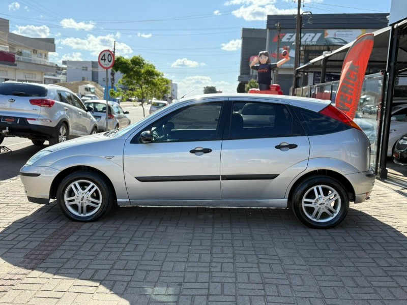 FOCUS 2.0 HA 16V GASOLINA 4P MANUAL - 2007 - LAGOA VERMELHA