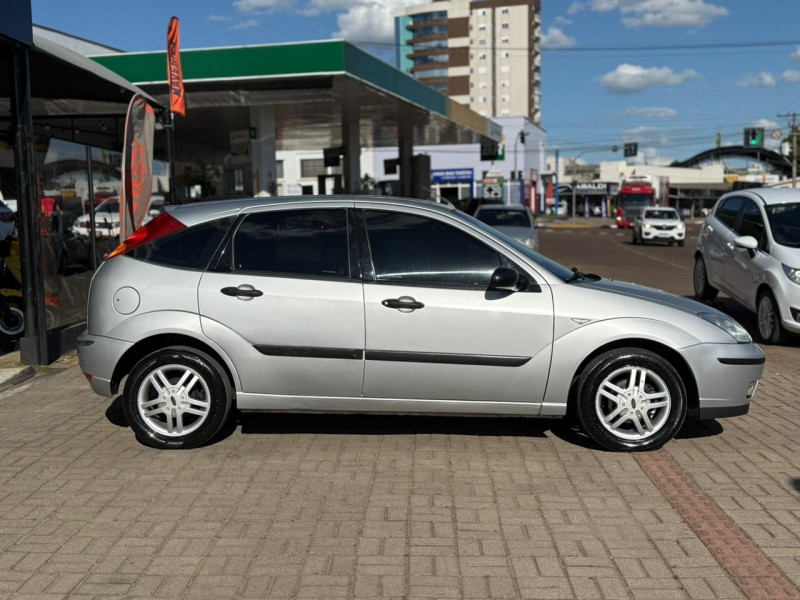 FOCUS 2.0 HA 16V GASOLINA 4P MANUAL - 2007 - LAGOA VERMELHA