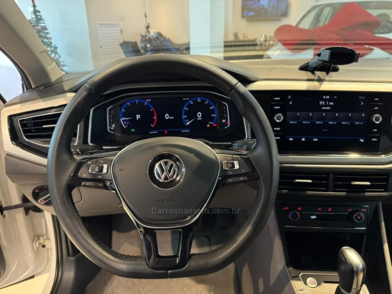 POLO 1.0	200 TSI HIGHLINE AUTOMÁTICO  - 2019 - CAXIAS DO SUL