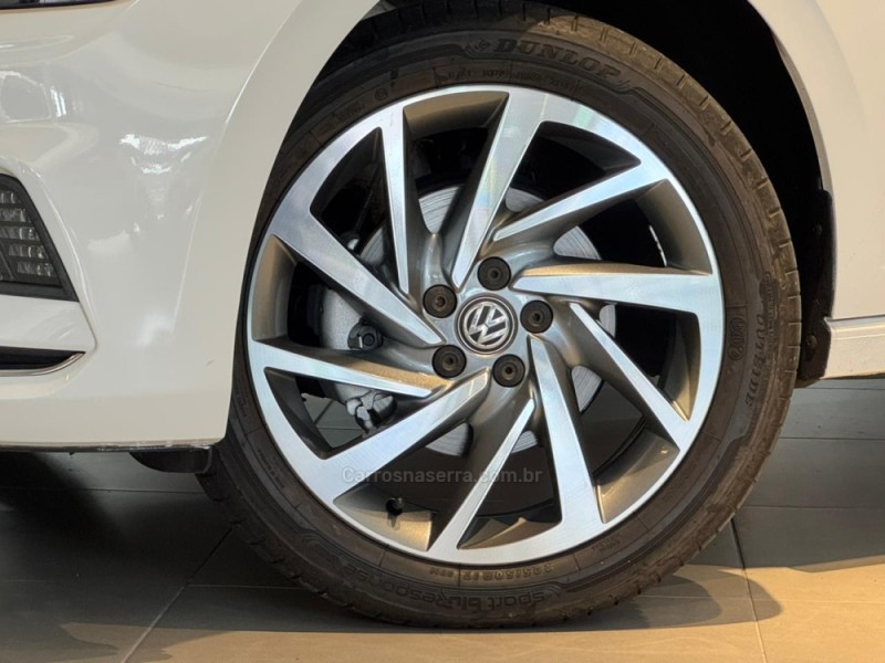 POLO 1.0	200 TSI HIGHLINE AUTOMÁTICO  - 2019 - CAXIAS DO SUL