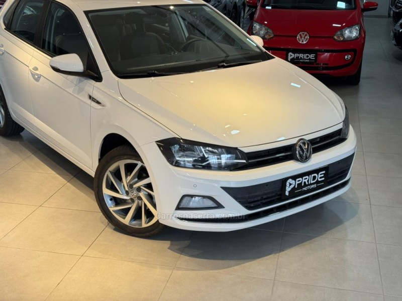 POLO 1.0	200 TSI HIGHLINE AUTOMÁTICO  - 2019 - CAXIAS DO SUL