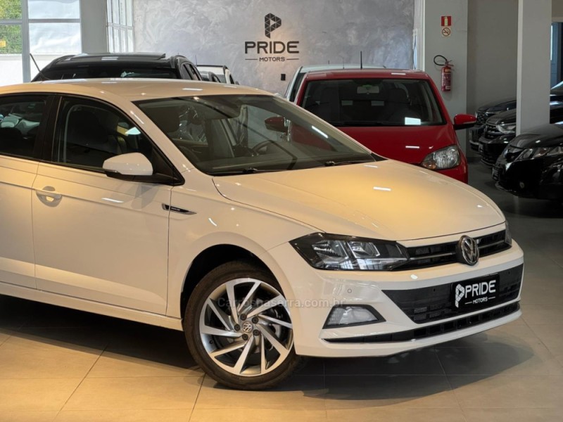 POLO 1.0	200 TSI HIGHLINE AUTOMÁTICO  - 2019 - CAXIAS DO SUL