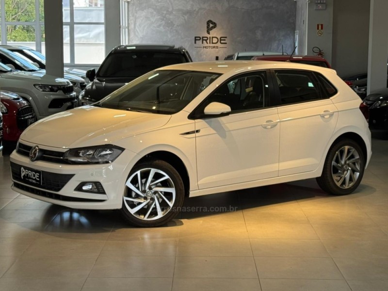 POLO 1.0	200 TSI HIGHLINE AUTOMÁTICO  - 2019 - CAXIAS DO SUL