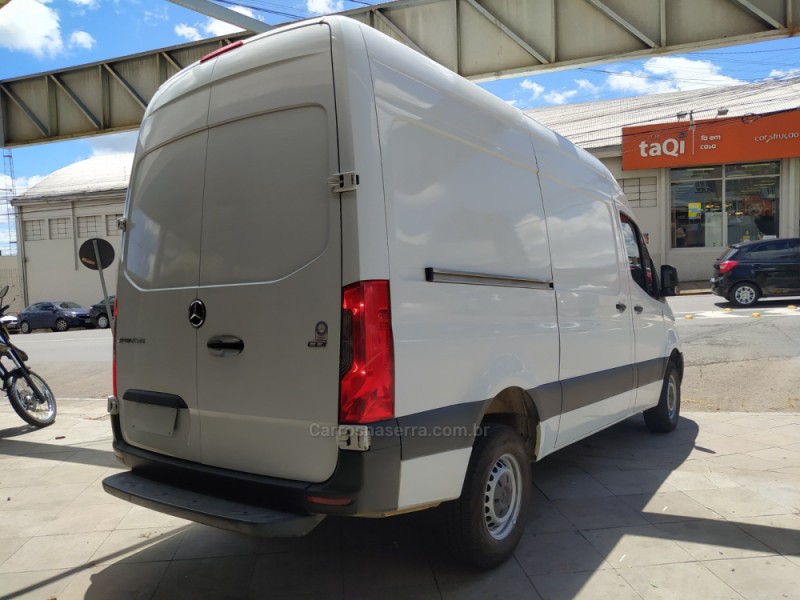 SPRINTER 2.2 FURGÃO 416 LONGO TETO ALTO DIESEL 3P MANUAL - 2021 - BENTO GONçALVES
