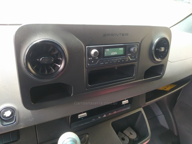 SPRINTER 2.2 FURGÃO 416 LONGO TETO ALTO DIESEL 3P MANUAL - 2021 - BENTO GONçALVES
