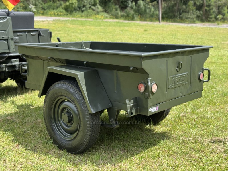 JEEP  - 1967 - FLORES DA CUNHA