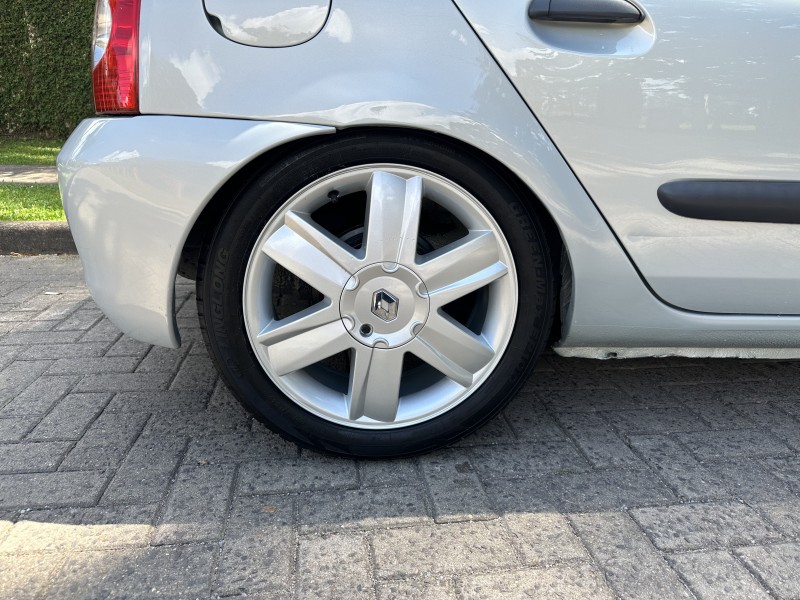 CLIO 1.0 CAMPUS 16V FLEX 4P MANUAL - 2009 - CAXIAS DO SUL