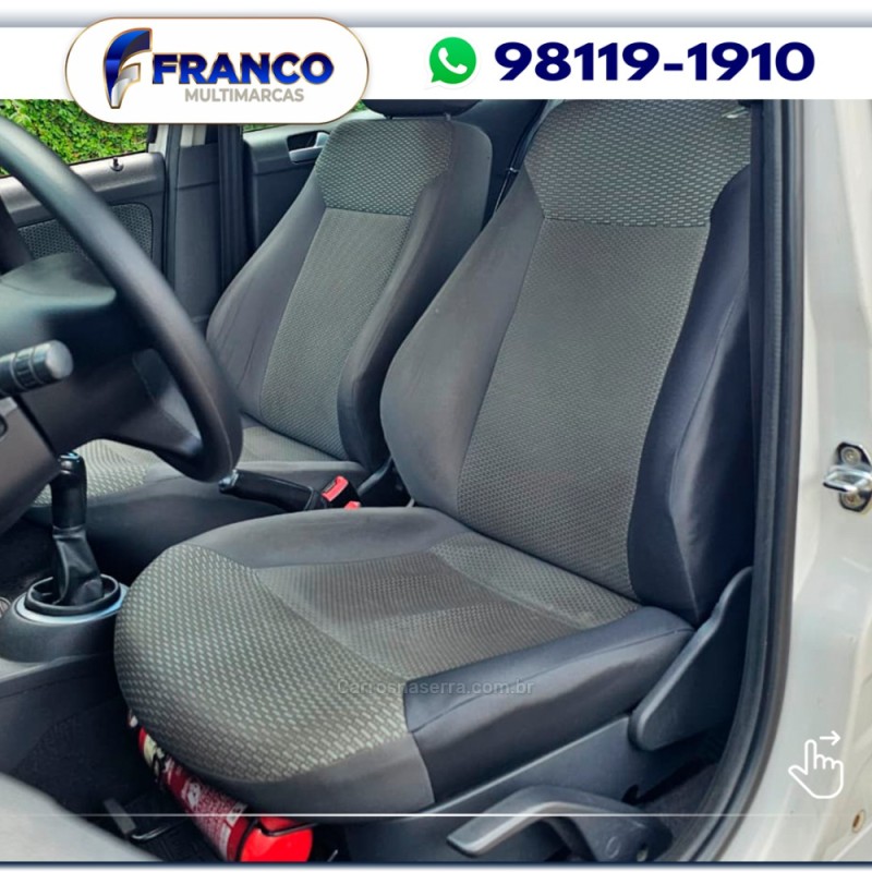 GOL 1.0 MI TREND 8V FLEX 4P MANUAL - 2011 - VACARIA