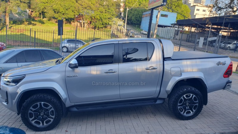 HILUX 2.8 SRX PLUS 4X4 CD TURBO DIESEL 4P AUTOMÁTICO - 2025 - CAXIAS DO SUL