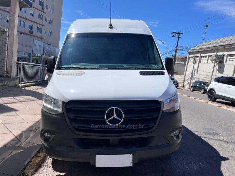 SPRINTER 2.2 416 FURGÃO EXTRA LONGO TETO ALTO TURBO DIESEL 2P MANUAL - 2020 - BENTO GONçALVES
