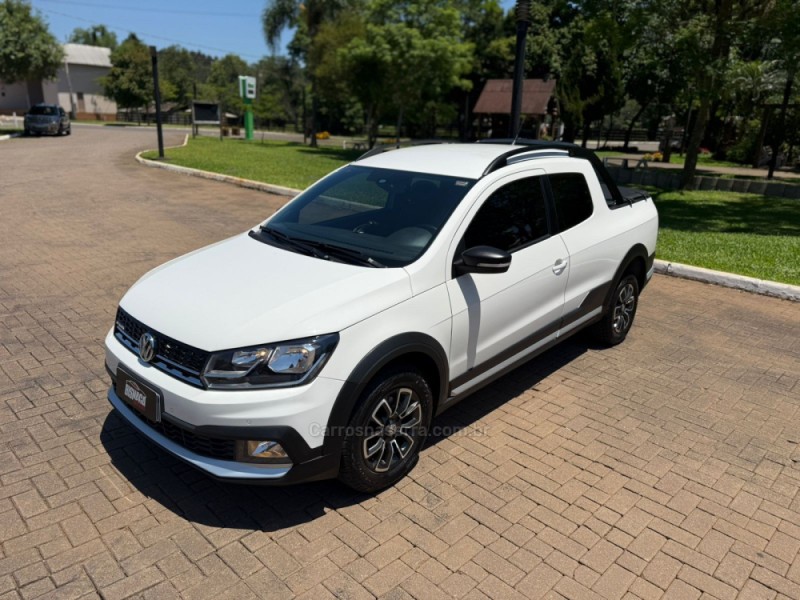 saveiro 1.6 cross cd 16v flex 2p manual 2022 brochier