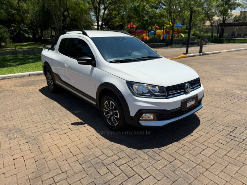 SAVEIRO 1.6 CROSS CD 16V FLEX 2P MANUAL - 2022 - BROCHIER