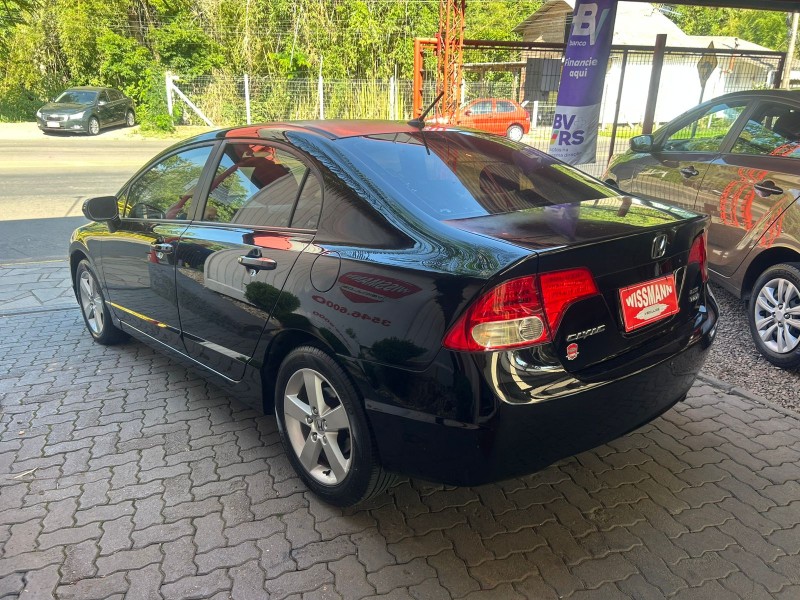 CIVIC 1.8 LXS 16V FLEX 4P MANUAL - 2008 - TRêS COROAS
