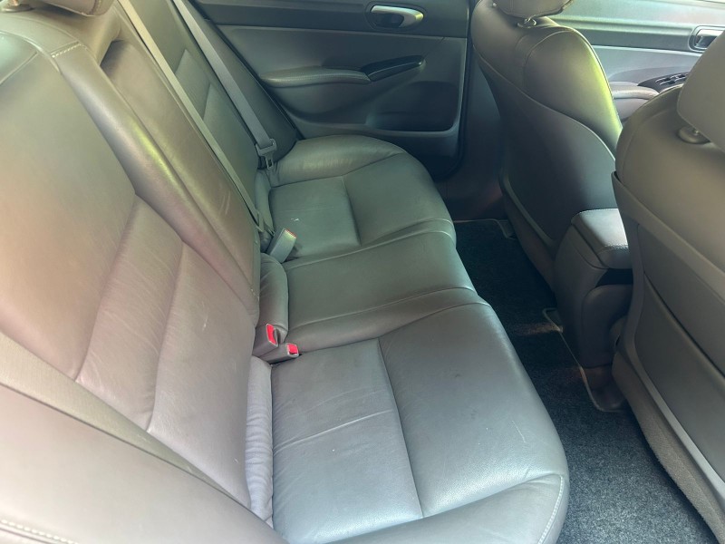 CIVIC 1.8 LXS 16V FLEX 4P MANUAL - 2008 - TRêS COROAS