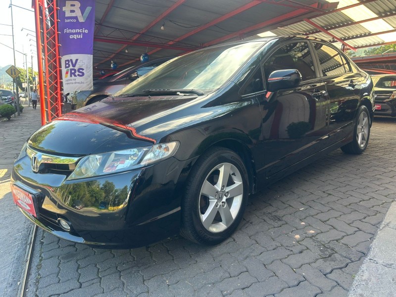 CIVIC 1.8 LXS 16V FLEX 4P MANUAL - 2008 - TRêS COROAS