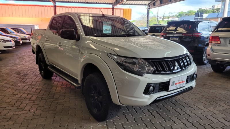 L200 TRITON 2.4 16V TURBO DIESEL SPORT GLS CD 4P 4X4 MANUAL - 2022 - GARIBALDI