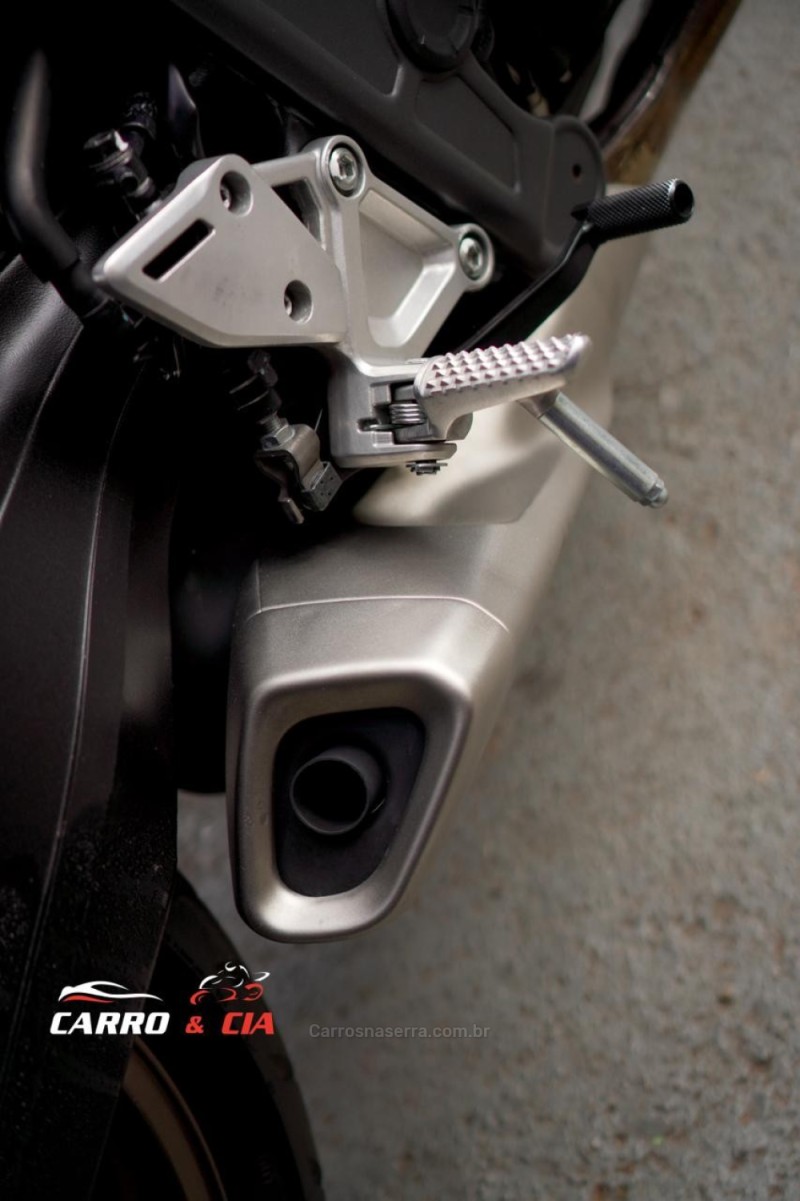 CB 650R  - 2021 - SANTA CRUZ DO SUL