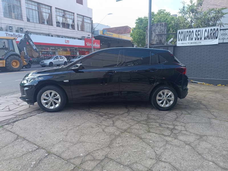 ONIX 1.0 LT2 FLEX 4P MANUAL - 2022 - FLORES DA CUNHA