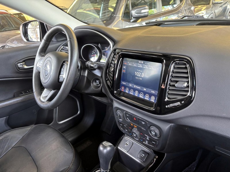 COMPASS 2.0 16V FLEX LIMITED AUTOMÁTICO - 2018 - FARROUPILHA