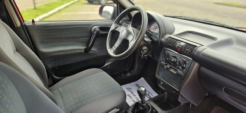 CORSA 1.0 MPFI WIND SEDAN 8V GASOLINA 4P MANUAL - 2001 - CANELA