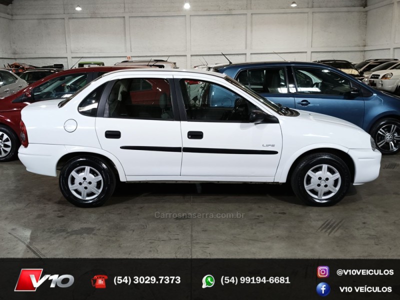 CLASSIC 1.0 MPFI LIFE 8V FLEX 4P MANUAL - 2009 - CAXIAS DO SUL