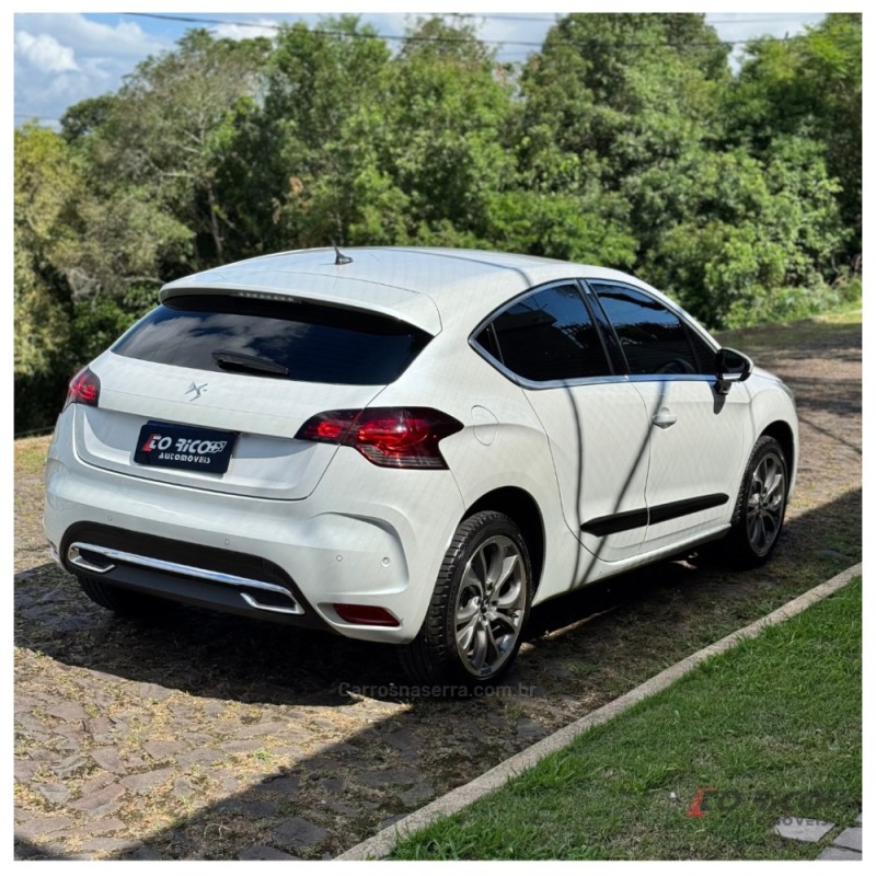DS4 1.6 THP GASOLINA 4P AUTOMÁTICO - 2014 - CAMPO BOM