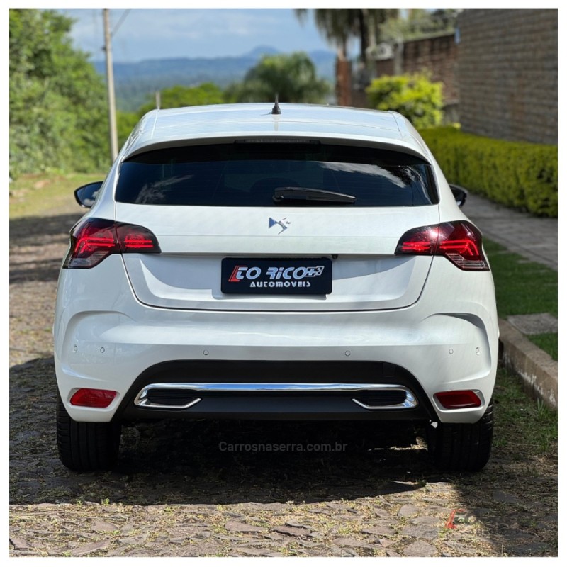 DS4 1.6 THP GASOLINA 4P AUTOMÁTICO - 2014 - CAMPO BOM