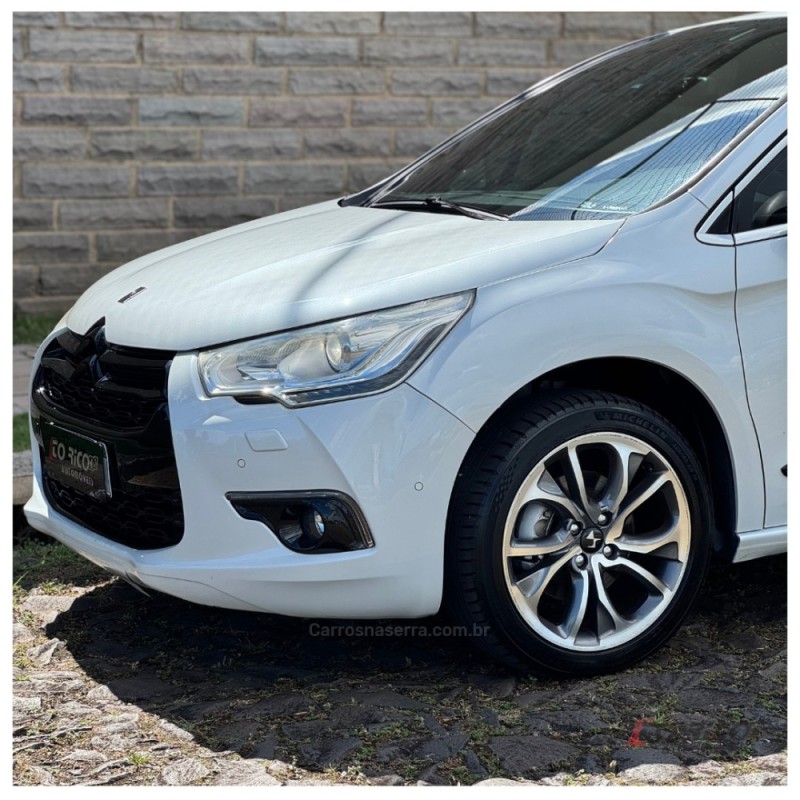 DS4 1.6 THP GASOLINA 4P AUTOMÁTICO - 2014 - CAMPO BOM