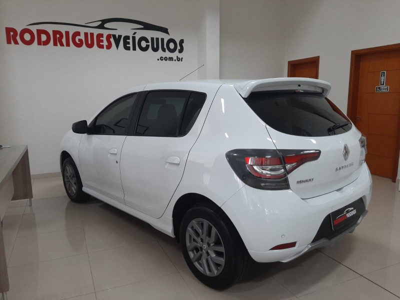 SANDERO 1.0 12V GT LINE LIMITED FLEX 4P MANUAL - 2021 - CAXIAS DO SUL