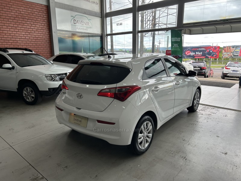 HB20 1.0 COMFORT 12V FLEX 4P MANUAL - 2017 - TAQUARA