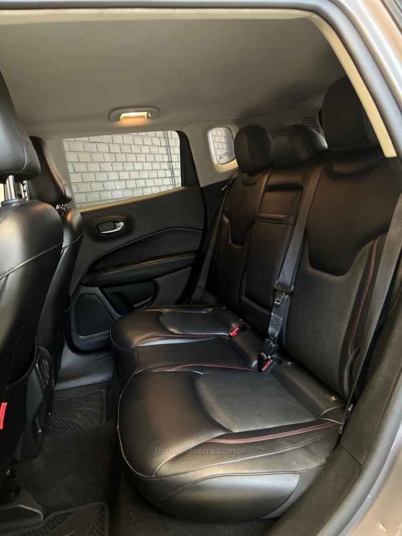 COMPASS 2.0 TRAILHAWK TD350 TURBO DIESEL 4X4 4P AUTOMÁTICO - 2017 - NOVO HAMBURGO