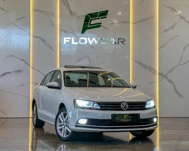 JETTA 2.0 TSI HIGHLINE 211CV GASOLINA 4P DSG - 2016 - GARIBALDI