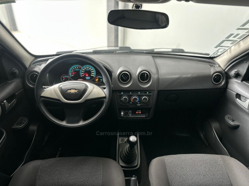 CELTA 1.0 VHCE LT 8V FLEX 4P MANUAL - 2013 - NOVO HAMBURGO