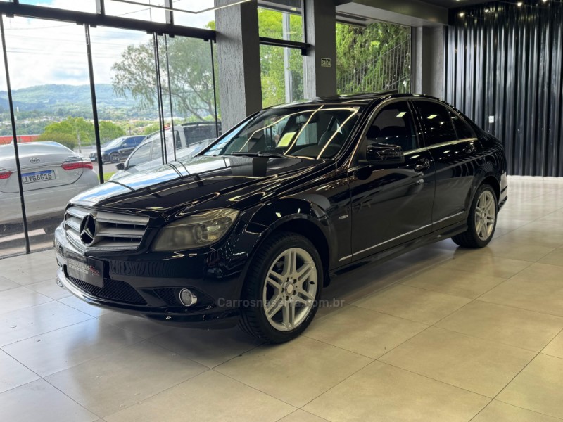 C 200 1.8 CGI TOURING AVANTGARDE 16V GASOLINA 4P AUTOMÁTICO - 2011 - DOIS IRMãOS