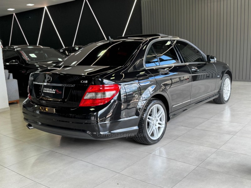 C 200 1.8 CGI TOURING AVANTGARDE 16V GASOLINA 4P AUTOMÁTICO - 2011 - DOIS IRMãOS