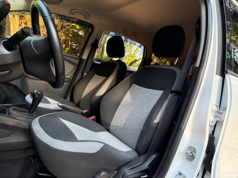 SPIN 1.8 ADVANTAGE 8V FLEX 4P AUTOMÁTICO - 2017 - DOIS IRMãOS