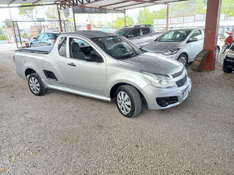 montana 1.4 mpfi ls cs 8v flex 2p manual 2017 caxias do sul